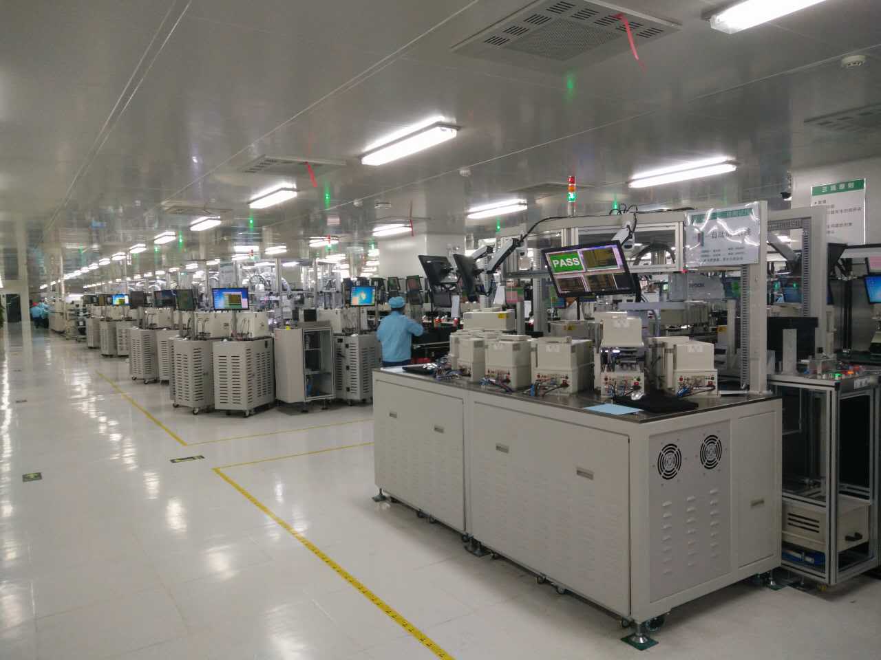 手机 / 平板 PCBA 自动测试机